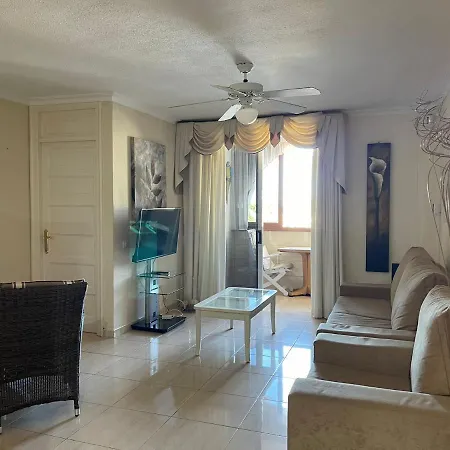 Daire Few Steps From Golden Mile In Americas