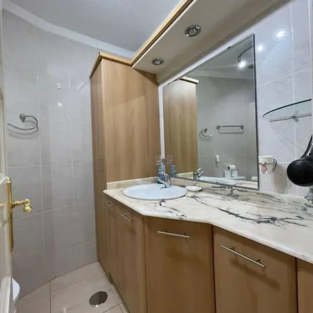 Daire Few Steps From Golden Mile In Americas *